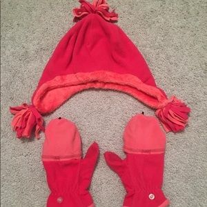 Girls Beanie & Mittens size youth 8/16